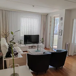 Lovely Near The Beach Apartment