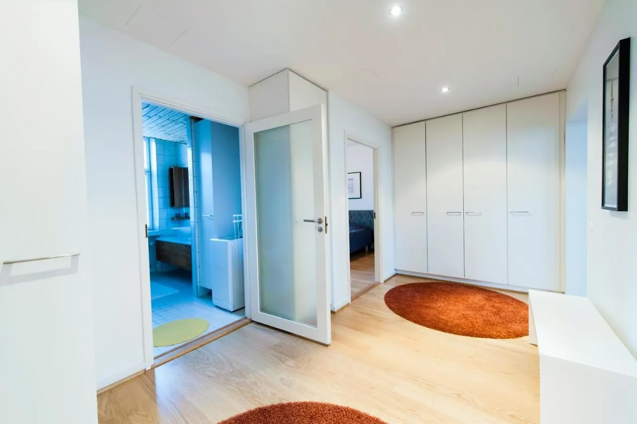 Aalto Toeoeloe Apartment