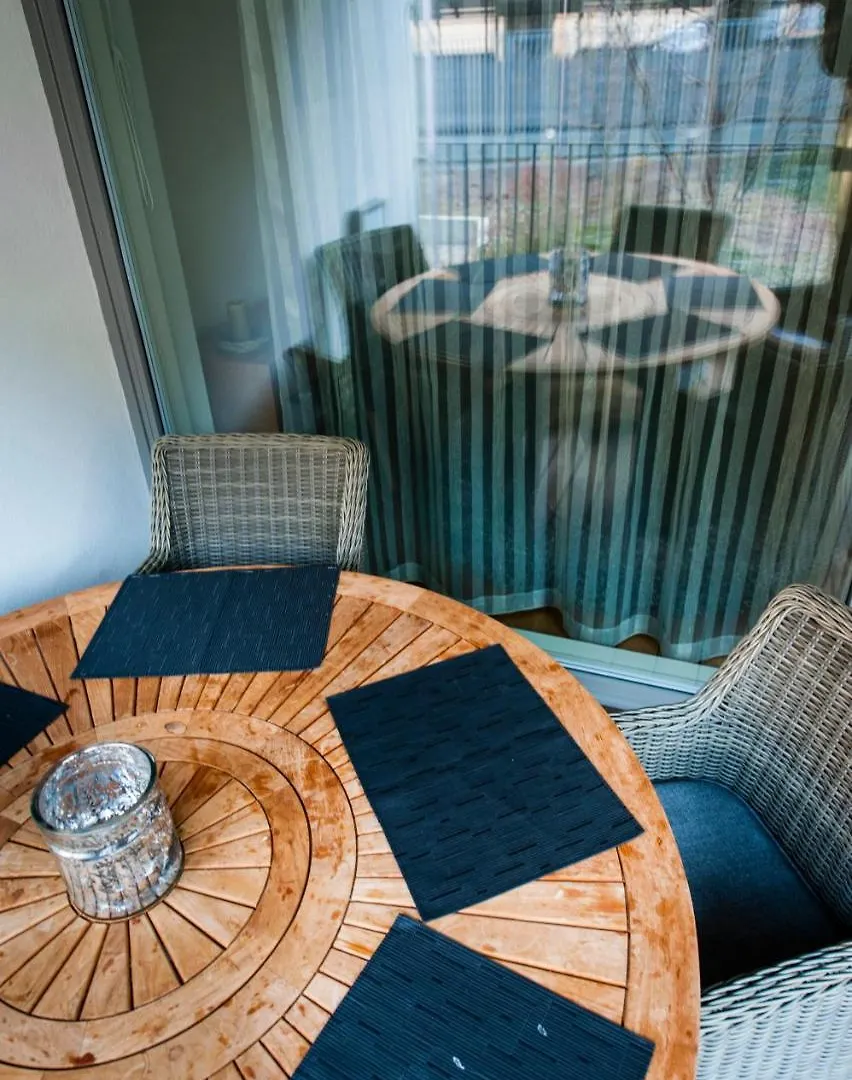 Aalto Toeoeloe Apartment