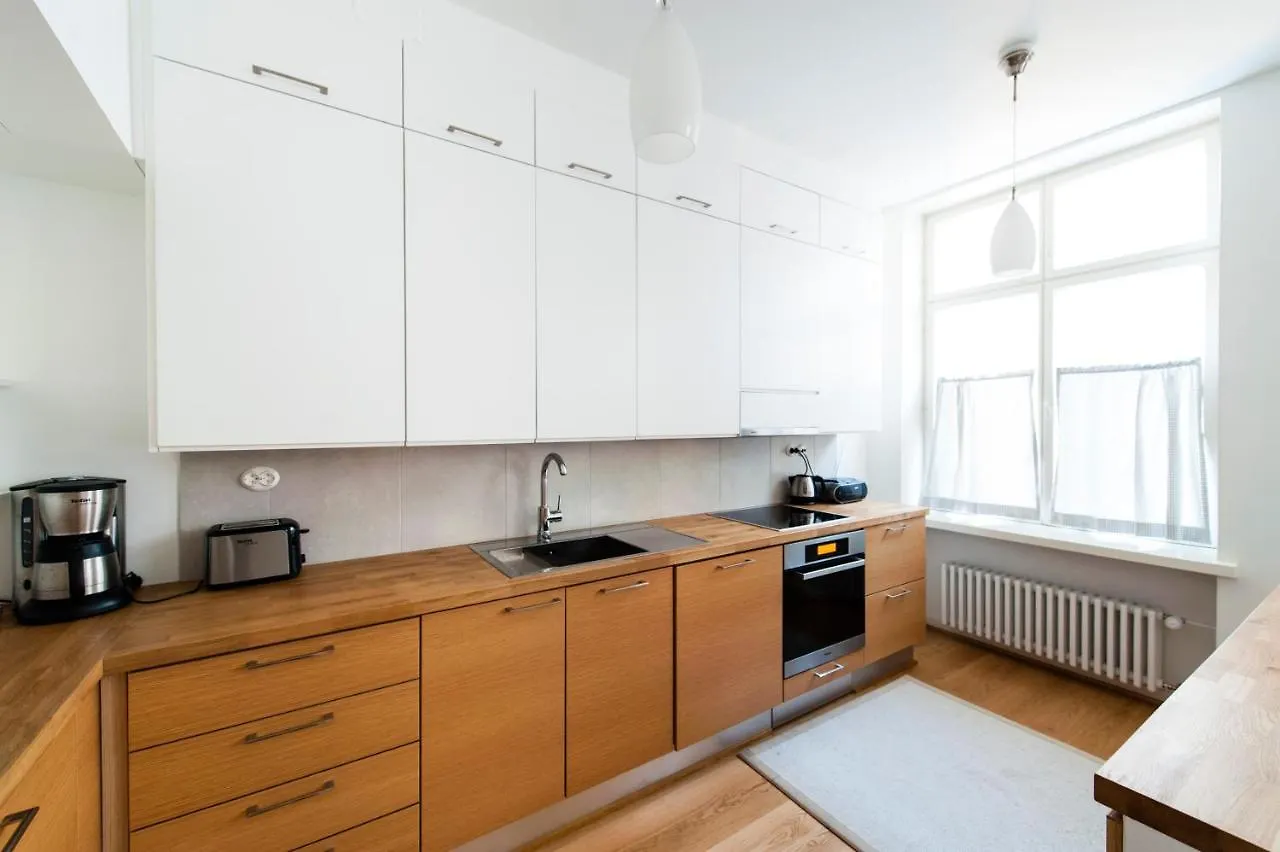 Aalto Toeoeloe Apartment Helsinki
