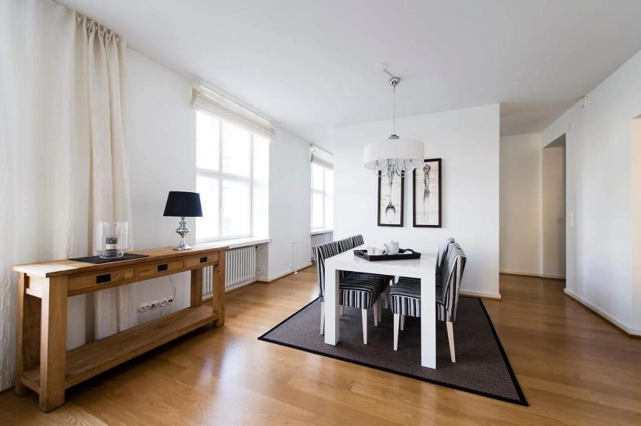 Aalto Toeoeloe 0*, Helsinki